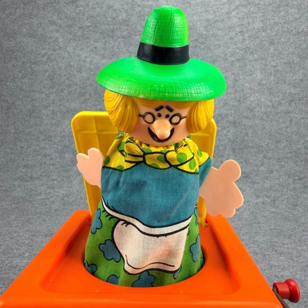 Vintage 1976 Mattel Mother Goose Jack in the Box Toy Works Pop Up